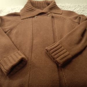 Croft and Barrows Brown Med Sweater